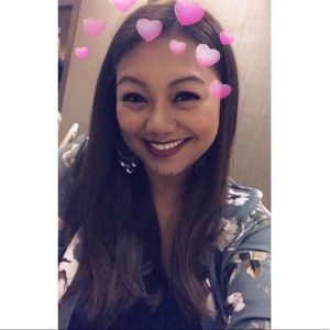 Meet your Posher, Roxanne